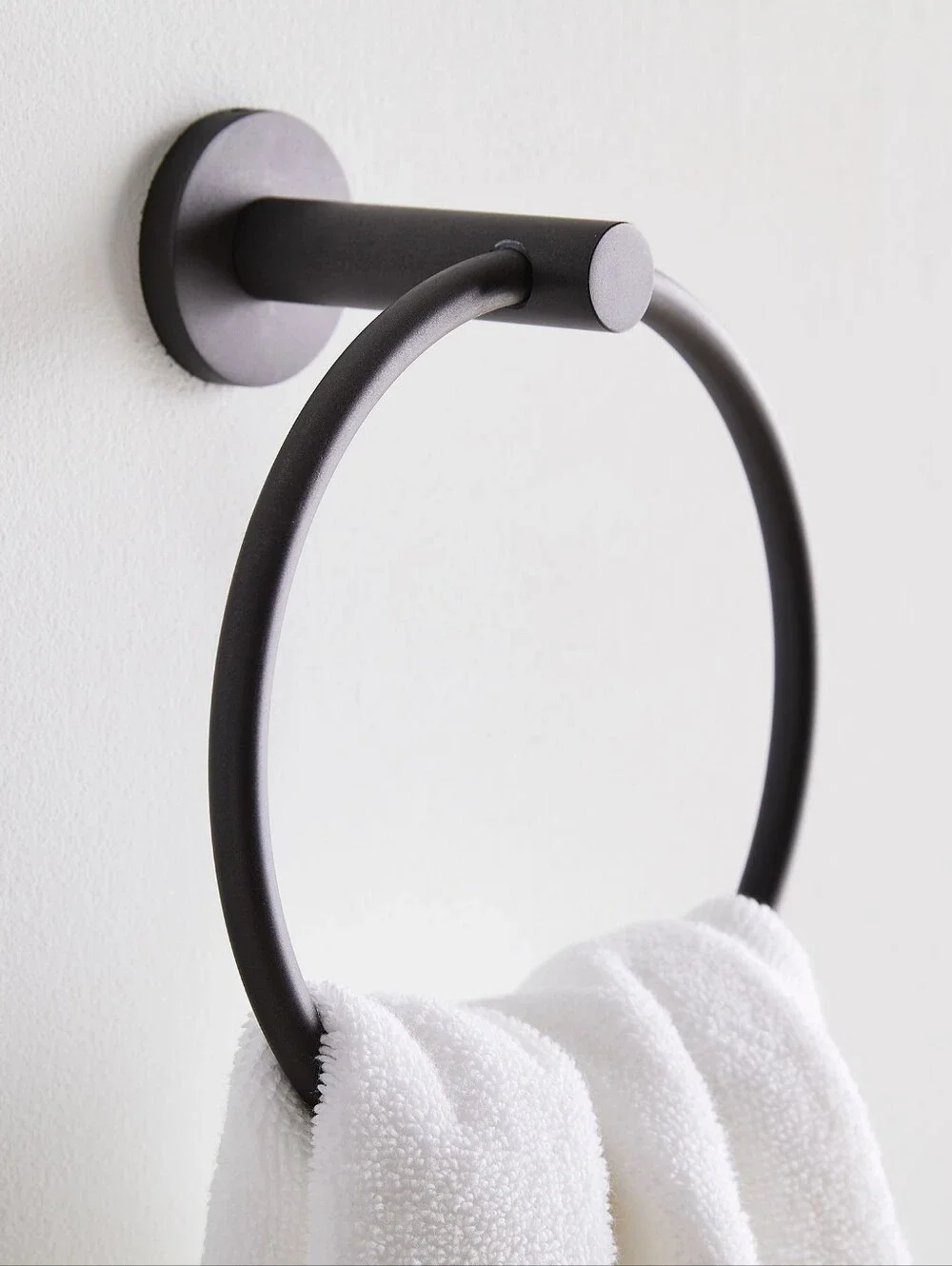 Modern Overhang Bathroom Hardware Towel Ring